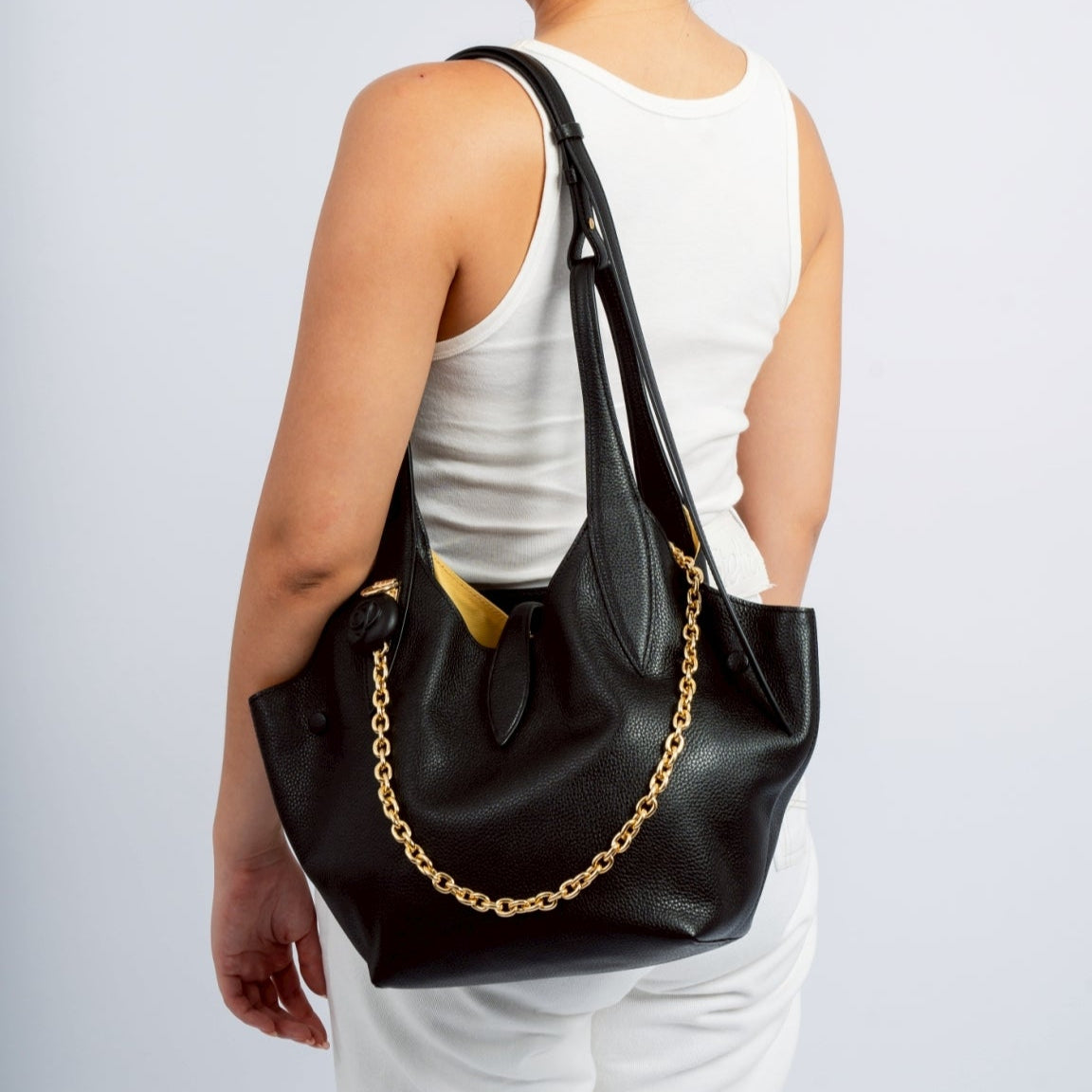 MARGOT 44 BLACK EDITION